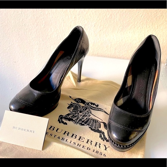 Burberry Shoes - BURBERRY “Bridle” Black Arlington Platform Pumps